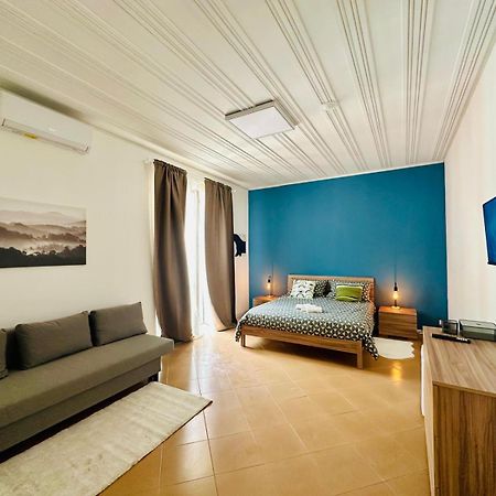 カターニアSicilian Vibes House In Centroアパートメント エクステリア 写真